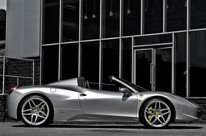 Kahn يضيف لمساته الأنيقة على فيراري 458 Spyder